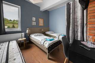 Отели типа «постель и завтрак» Bed&Breakfast Mikunda Хшанув Улучшенный двухместный номер с 1 кроватью-1